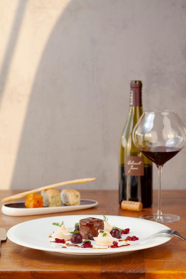 Kabaj Wine & Dine Hotel Dobrovo Luaran gambar